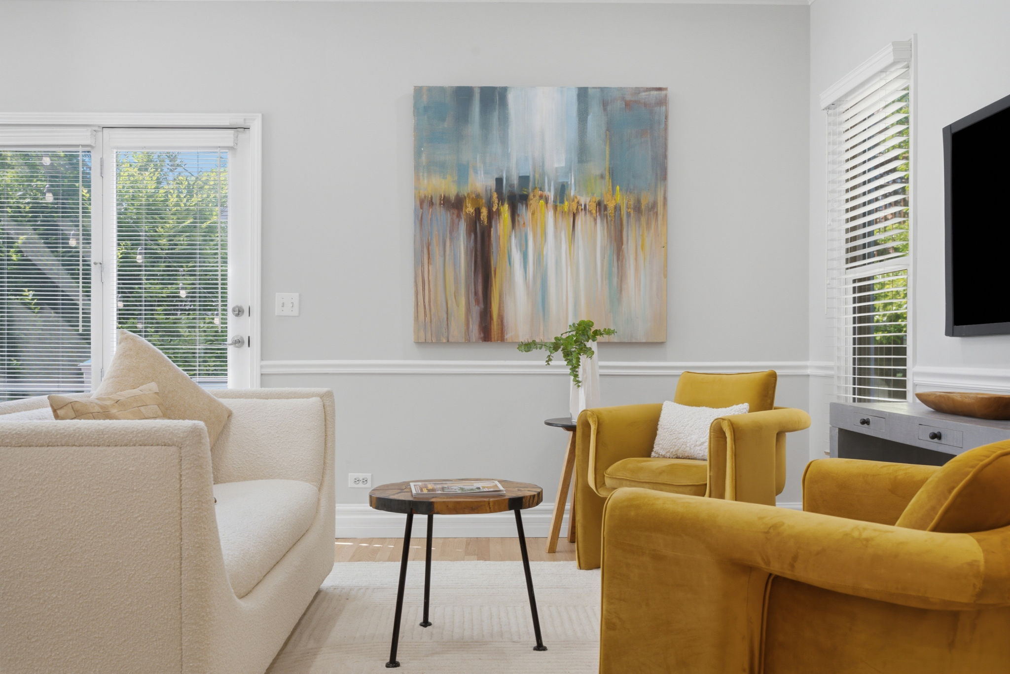 Family room sitting area