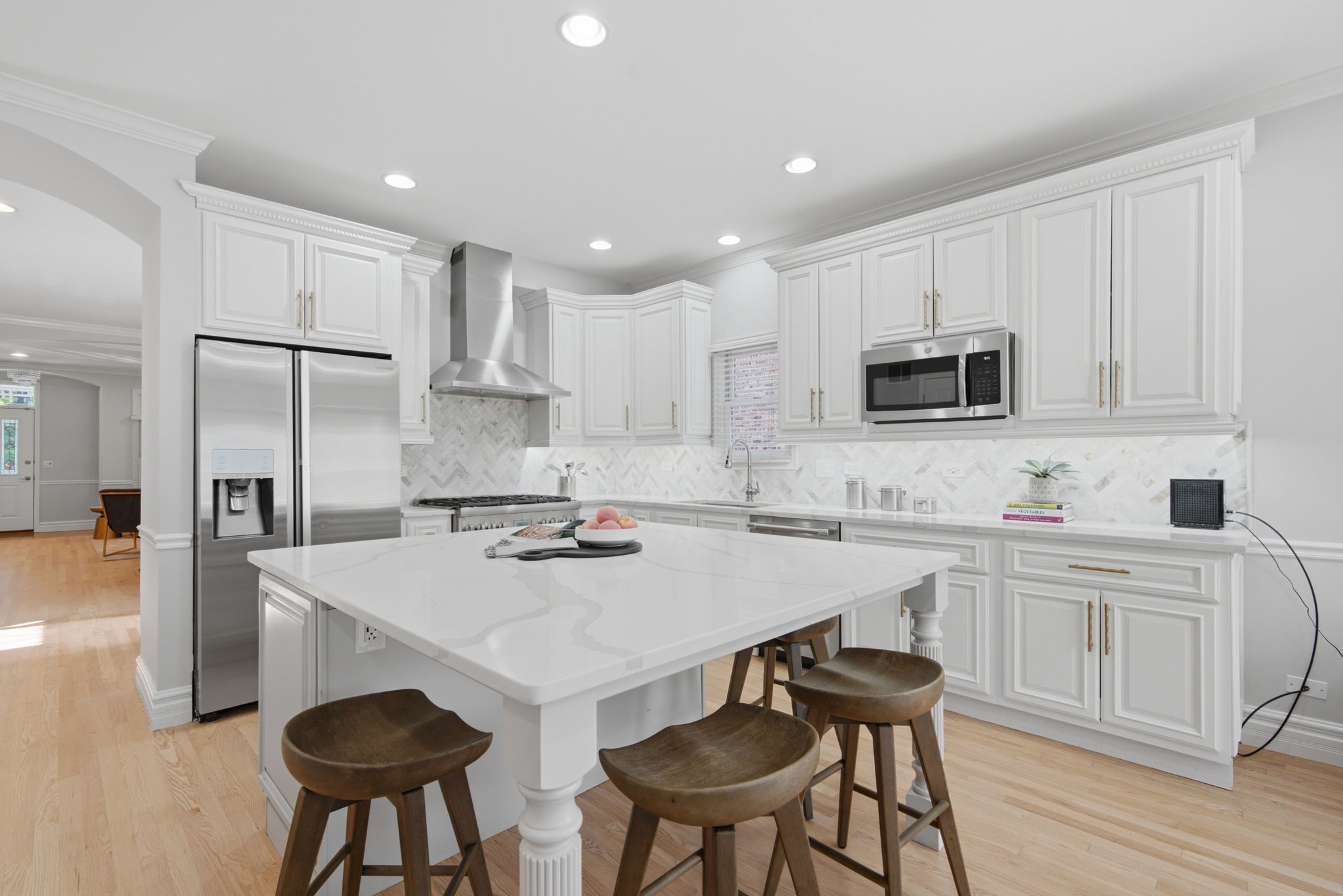 Kitchen island and breakfast bar