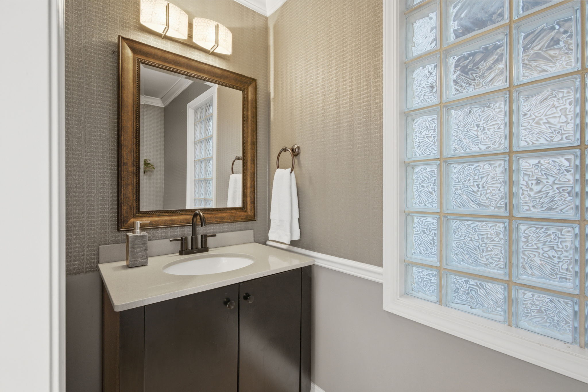 Powder room